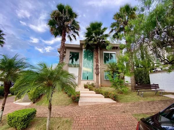 Casa de Condomínio em Santana de Parnaíba - Alphaville