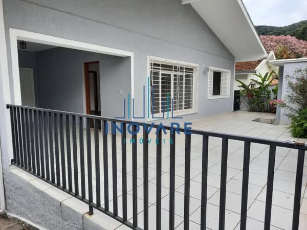 Casa em Poços de Caldas - Jardim dos Estados