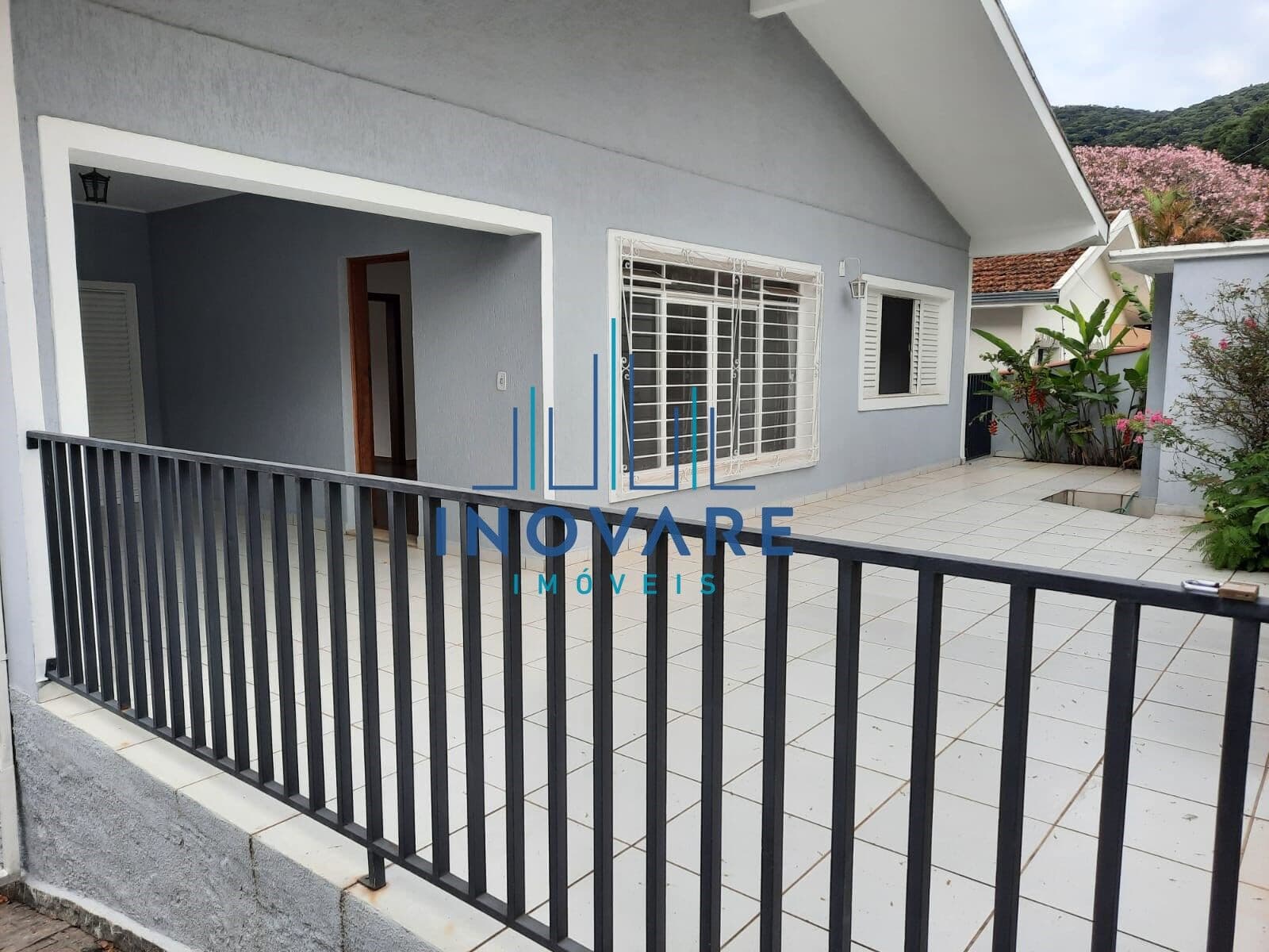 Casa em Poços de Caldas - Jardim dos Estados