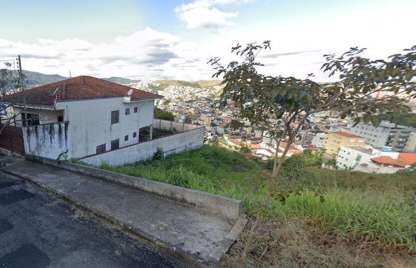 Lote/Terreno em Poços de Caldas - Santa Maria