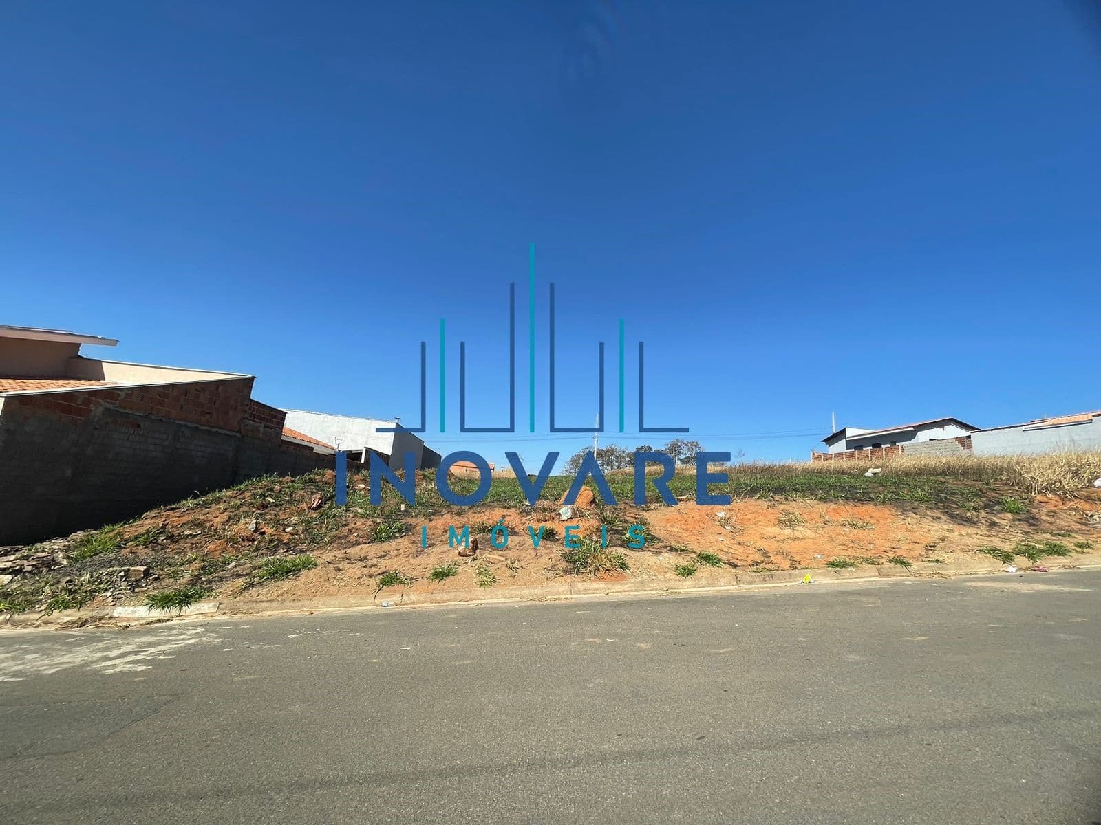 Lote/Terreno em Guaxupé - Res. Fazenda Planaldo
