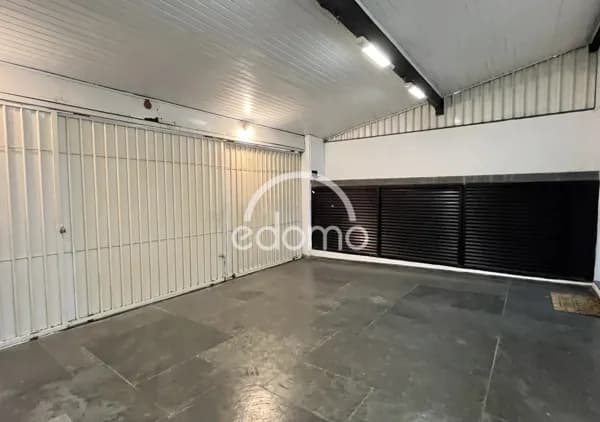 ALUGA-SE SOBRADO COMERCIAL NO REAL PARQUE - EXCELENTE OPORTUNIDADE
