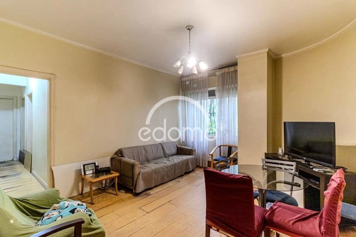 VENDE-SE APARTAMENTO NA SANTA CECÍLIA - EXCELENTE OPORTUNIDADE