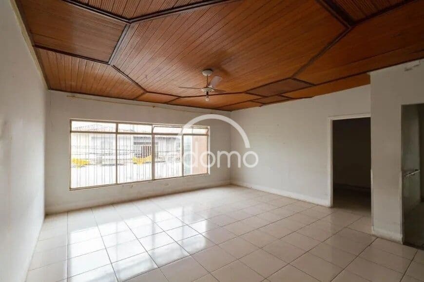 ALUGA-SE CASA COMERCIAL NA VILA SONIA - EXCELENTE OPORTUNIDADE