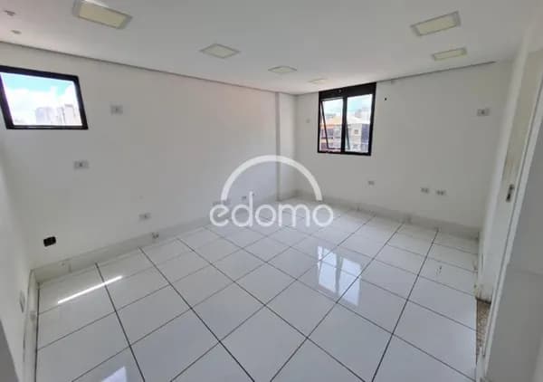 ALUGA-SE SALA COMERCIAL EM SANTANA - EXCELENTE OPORTUNIDADE