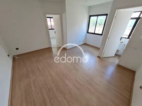ALUGA-SE SALA COMERCIAL EM SANTANA - EXCELENTE OPORTUNIDADE