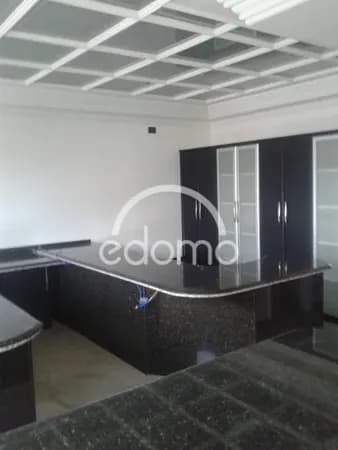 ALUGA-SE SALA COMERCIAL NA VILA GOMES CARDIM - EXCELENTE OPORTUNIDADE