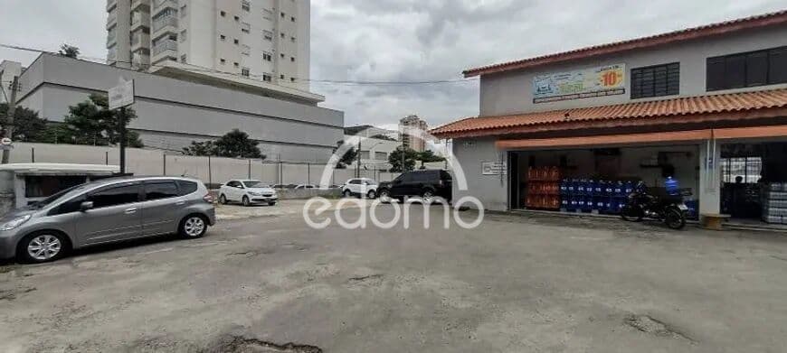 ALUGA-SE IMÓVEL COMERCIAL NA VILA GOMES CARDIM - EXCELENTE OPORTUNIDADE