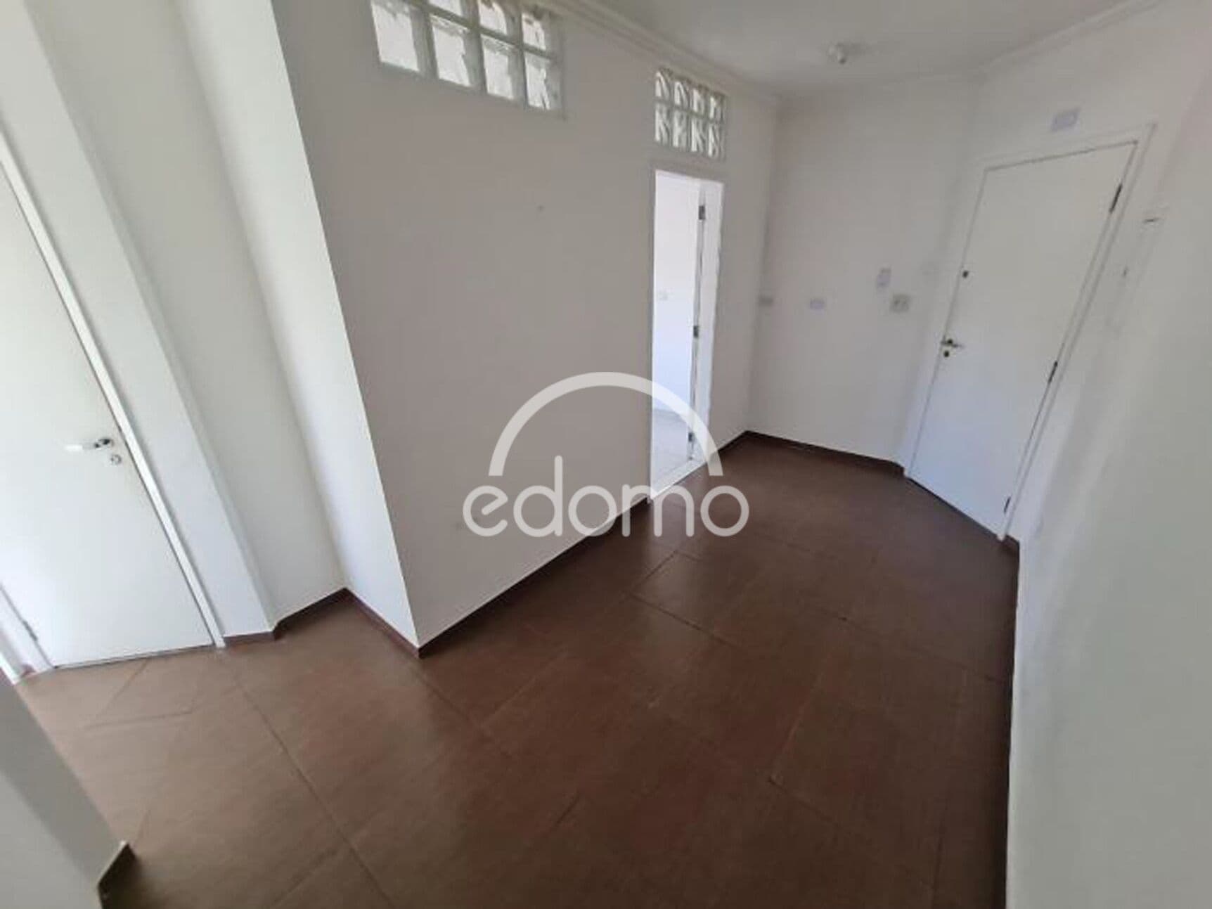 ALUGA-SE SALA COMERCIAL EM SANTANA - EXCELENTE OPORTUNIDADE