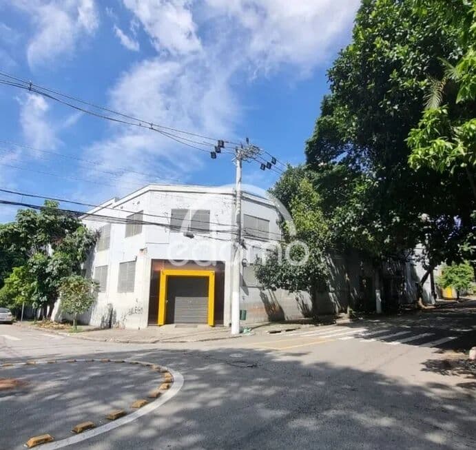 ALUGA-SE IMÓVEL COMERCIAL NA VILA GOMES CARDIM - EXCELENTE OPORTUNIDADE