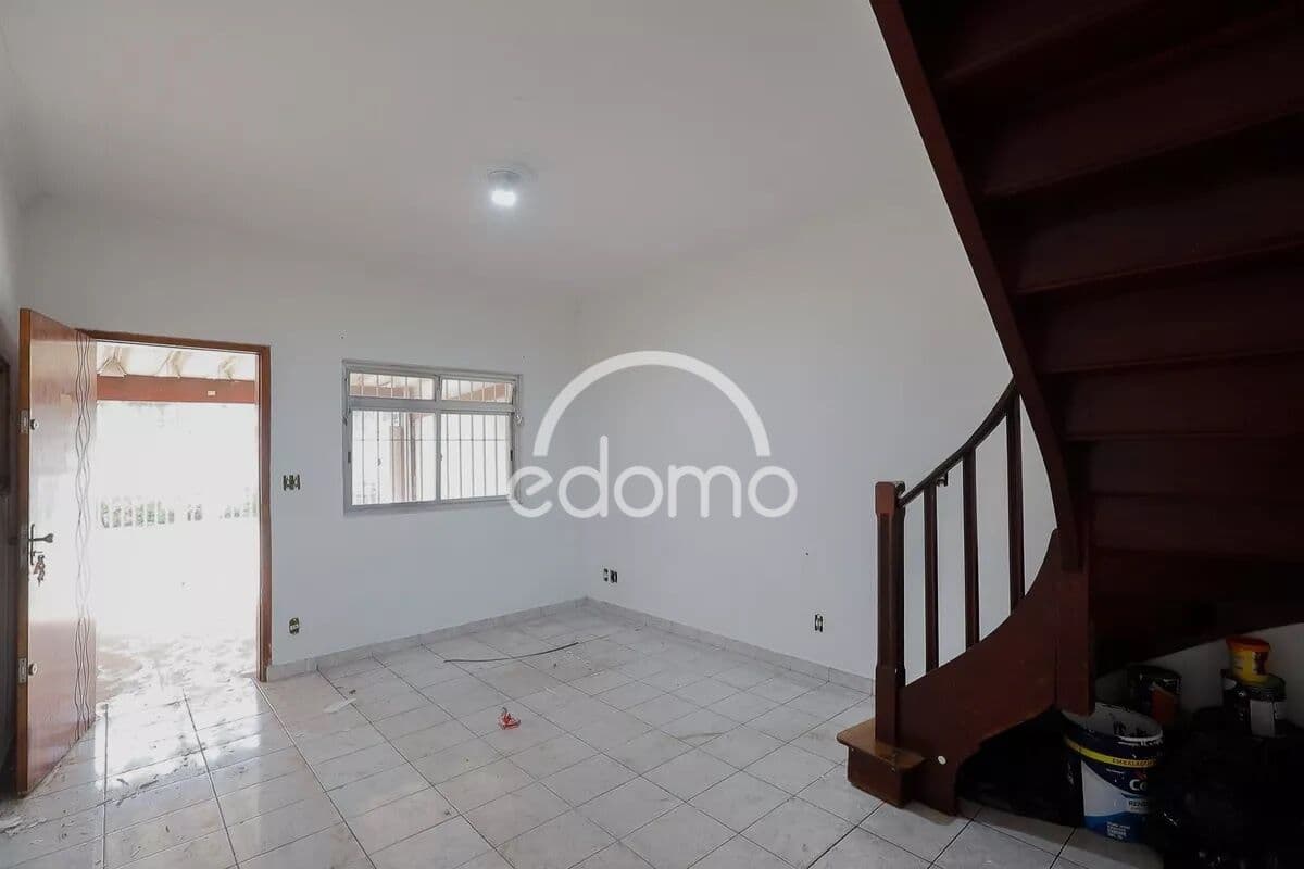 ALUGA-SE SOBRADO NA VILA MARIA - EXCELENTE OPORTUNIDADE