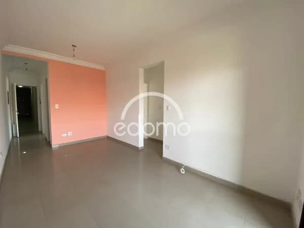 ALUGA-SE APARTAMENTO NA VILA GOMES CARDIM - EXCELENTE OPORTUNIDADE