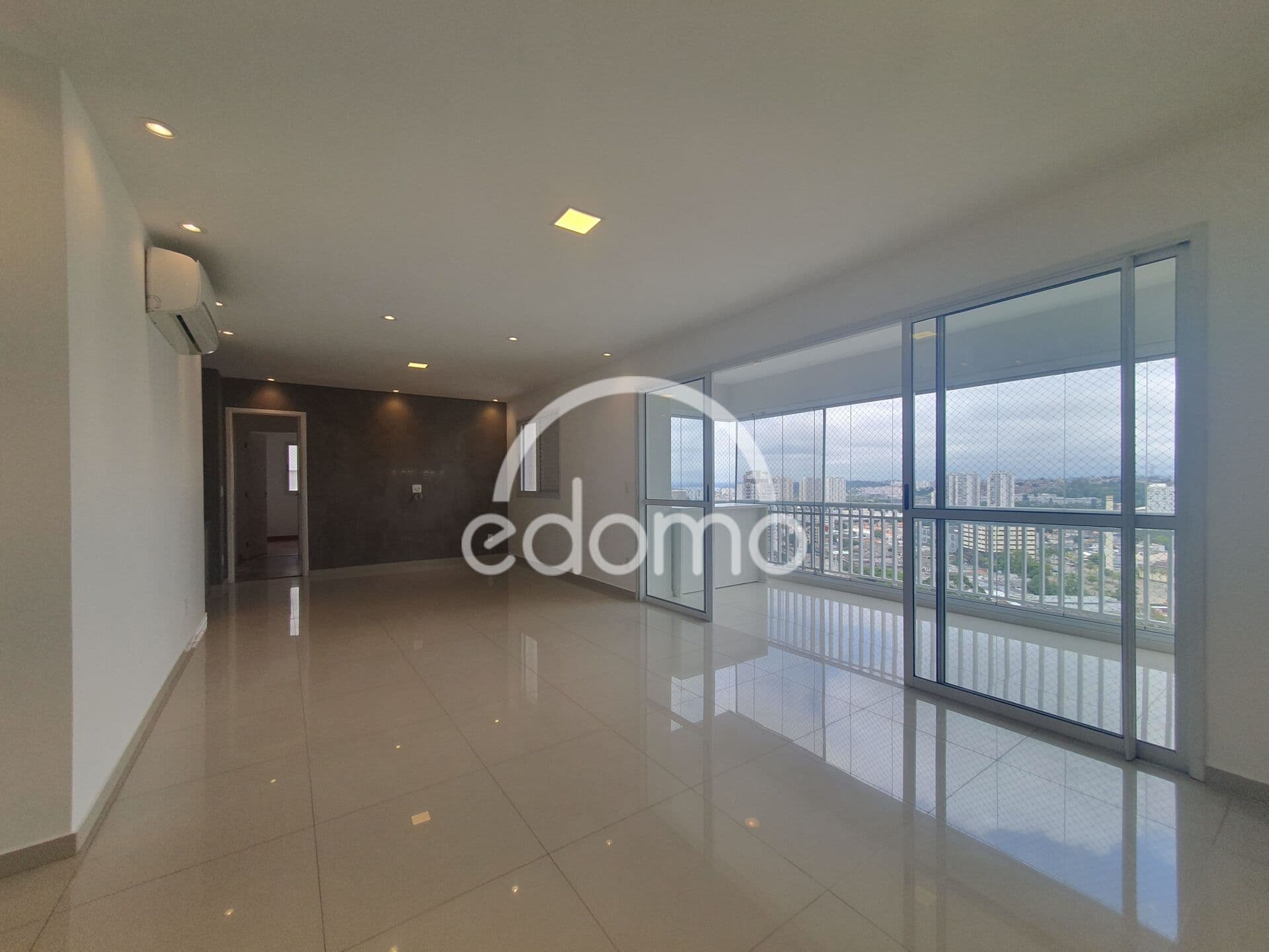 ALUGA-SE APARTAMENTO NO JARDIM CARAVELAS - EXCELENTE OPORTUNIDADE