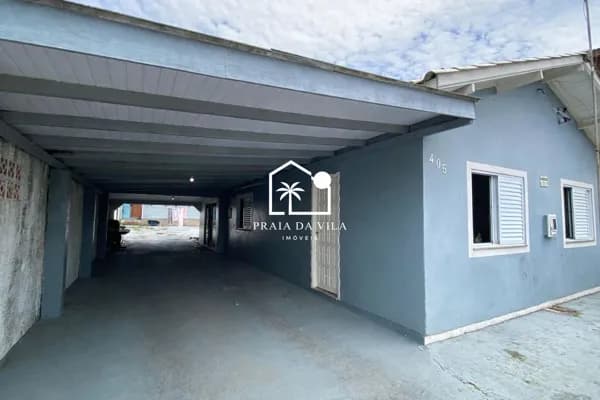 Casa com 3 Dormitórios e Amplo Espaço Pátio