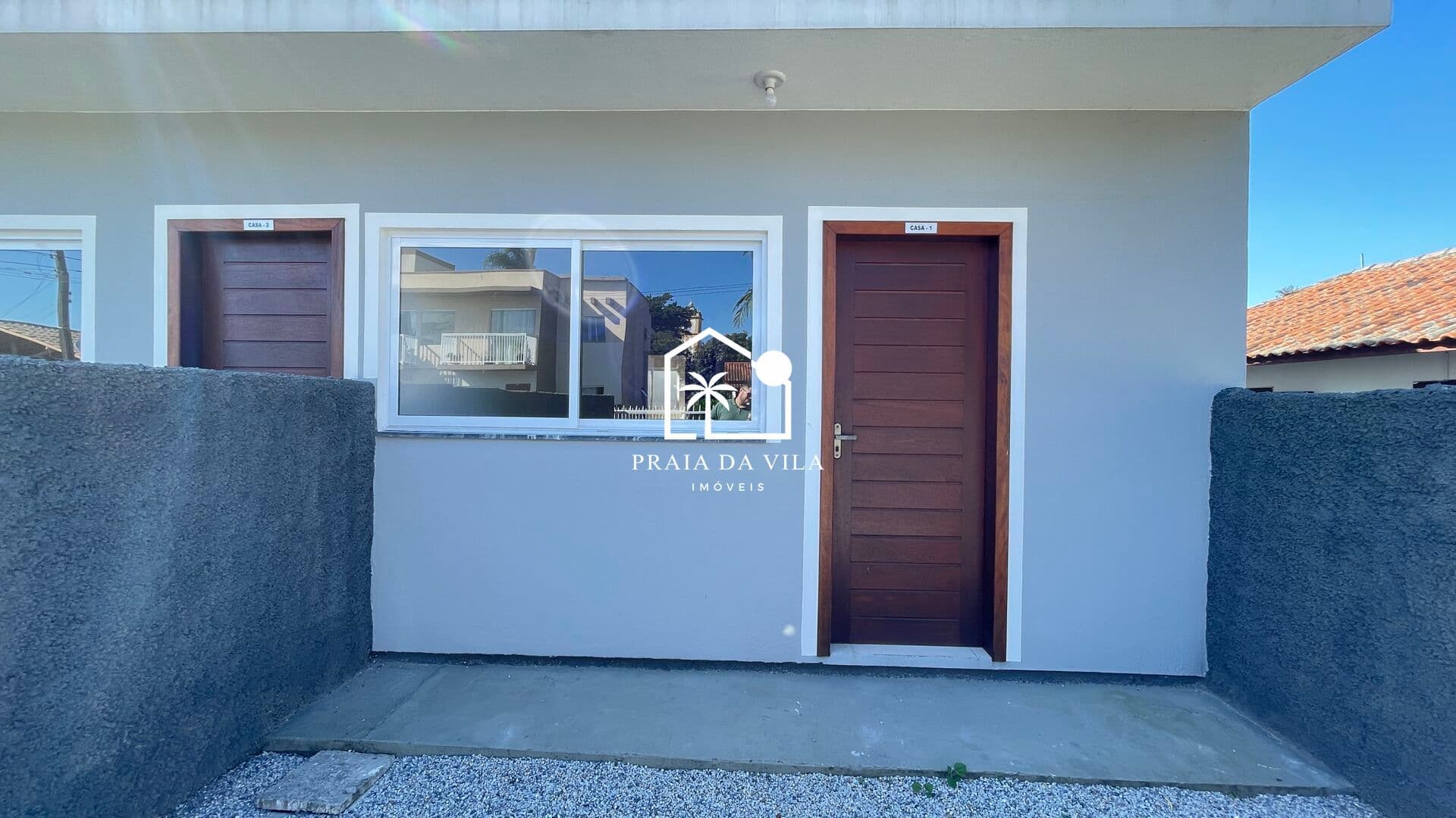 Casa com 2 Dormitórios Próxima à Lagoa do Mirim