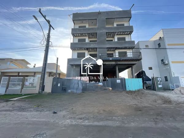 Edifício Franquilim Theodoro | Apartamento 2 Dormitórios no Centro — Próximo à Praia e ao Comércio