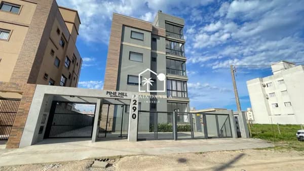 Apartamento com 2 Dormitórios , sendo uma suíte, no Bairro Village