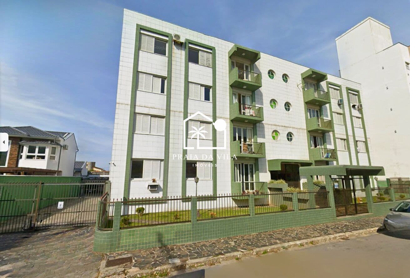 Apartamento com 3 Dormitórios a 400 Metros da Praia