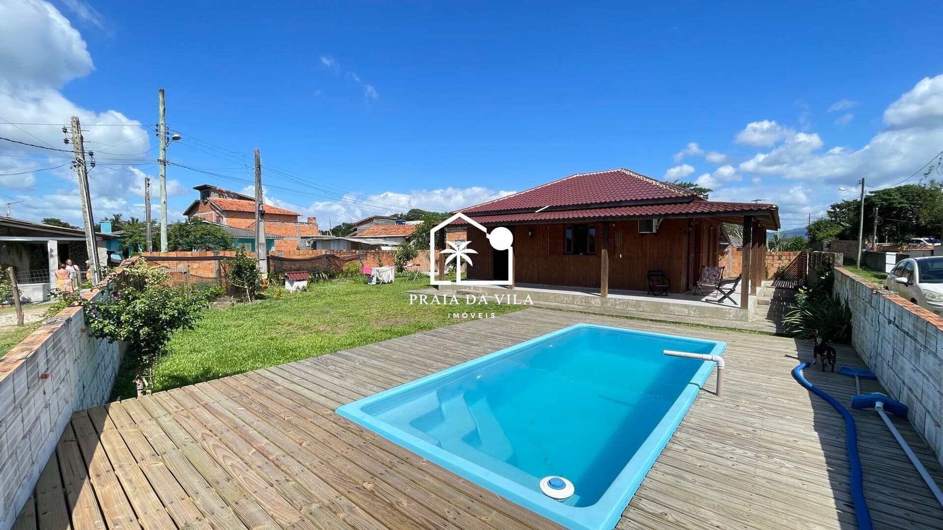 Casa com Piscina e Quintal Espaçoso