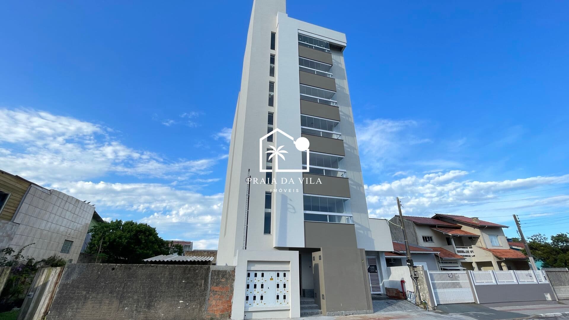 Residencial Teixeira de Sá | Apartamento 2 Dormitórios com Suíte no Bairro Paes Leme — Próximo à Praia e ao Centro