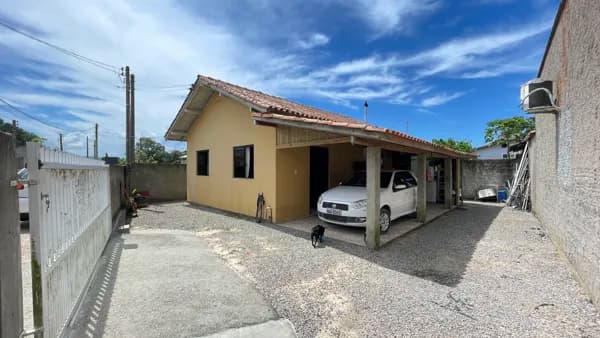 Casa Aconchegante com 2 Dormitórios no Nova Brasília