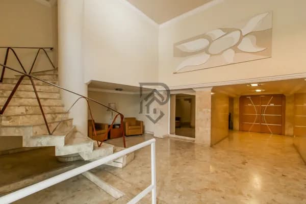 Apartamento reformado andar alto proximo metrô