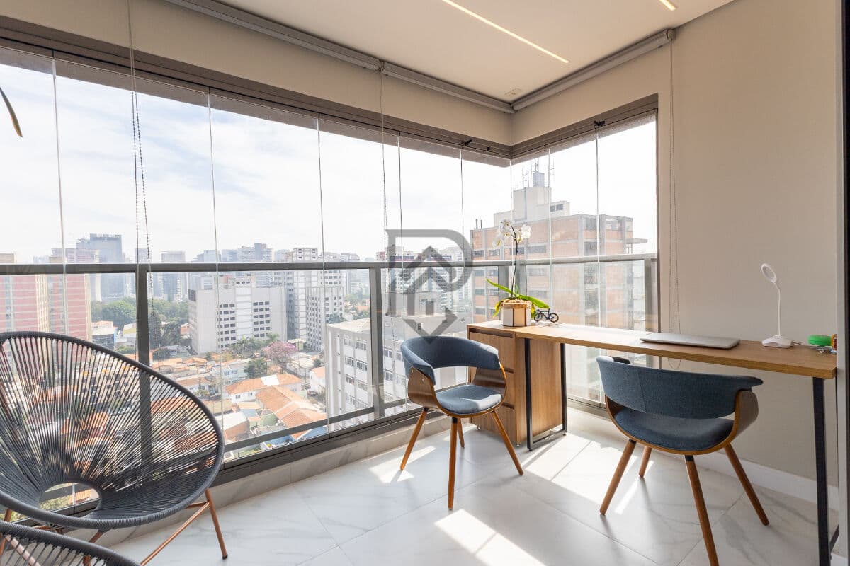 Apartamento proximo metrô andar alto