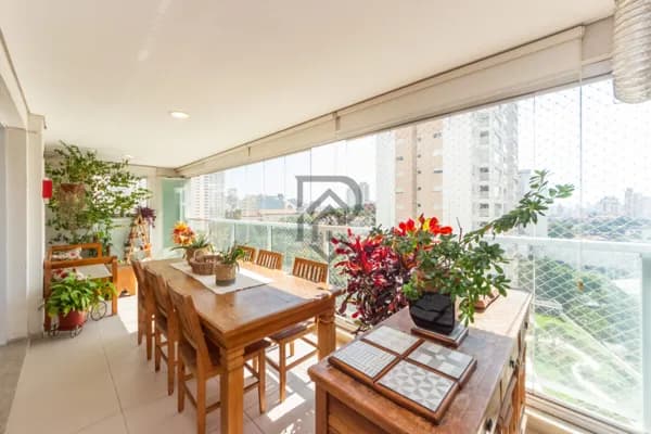 Apartamento Aclimação pronto para morar andar alto