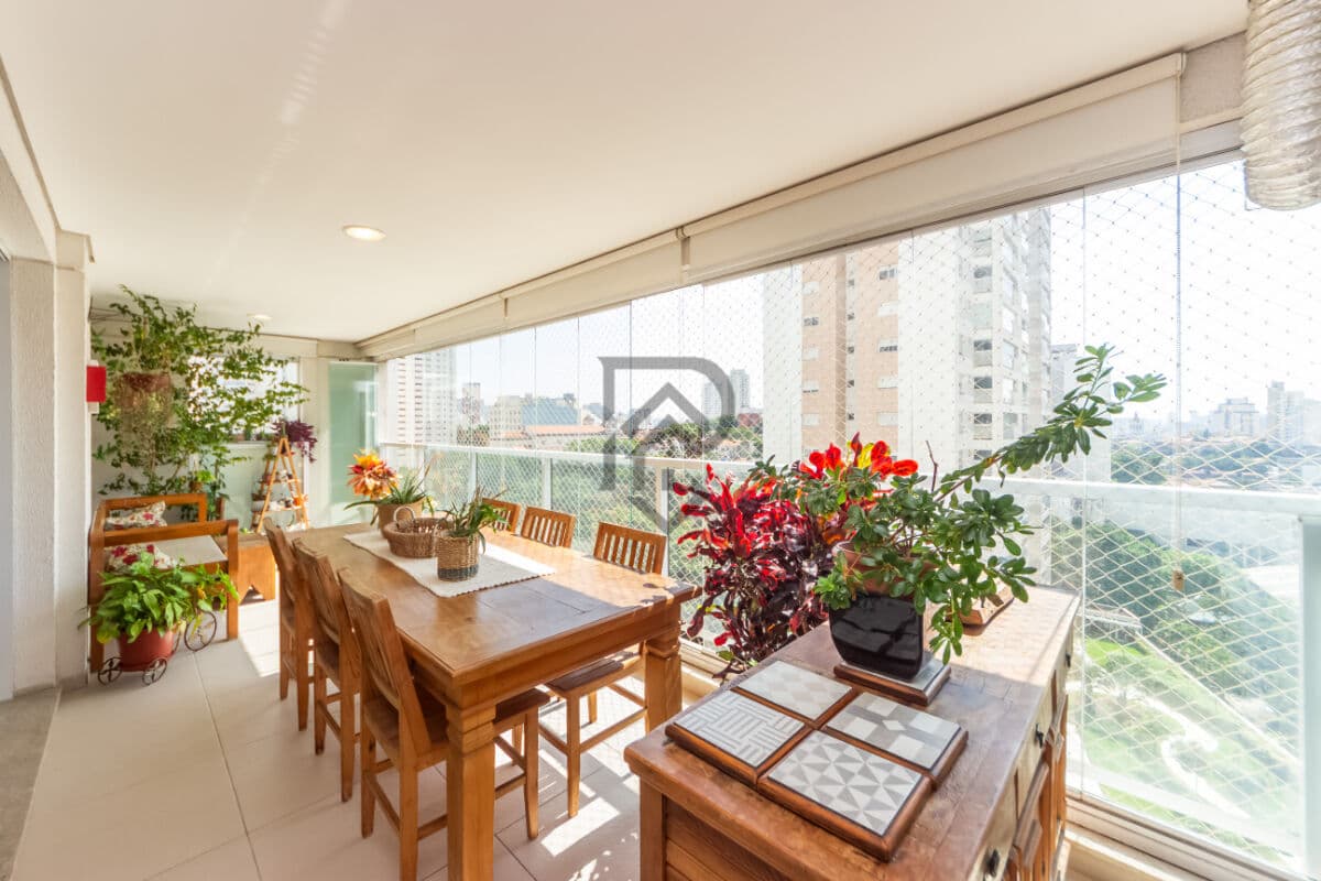 Apartamento Aclimação pronto para morar andar alto