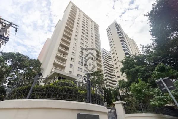 Apartamento moema passaros Próximo ao Colégio Mobile