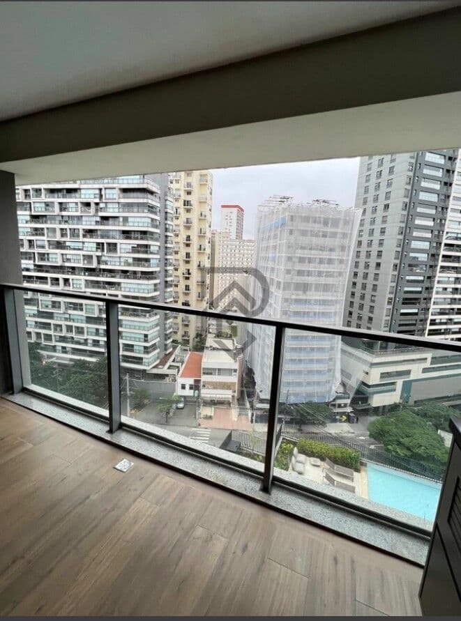 Apartamento Vila Madalena andar alto vista livre