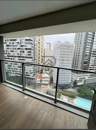 Apartamento Vila Madalena andar alto vista livre