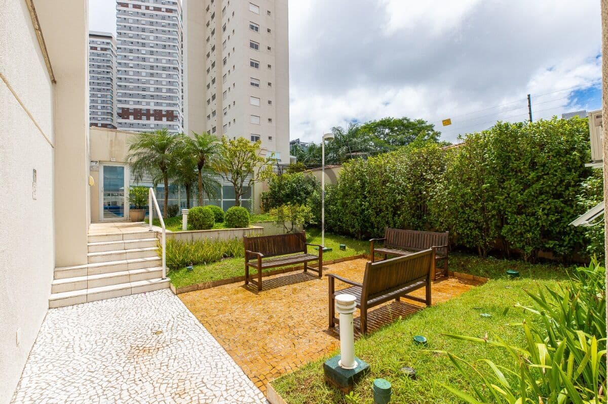Apartamento Brooklin andar alto vista livre