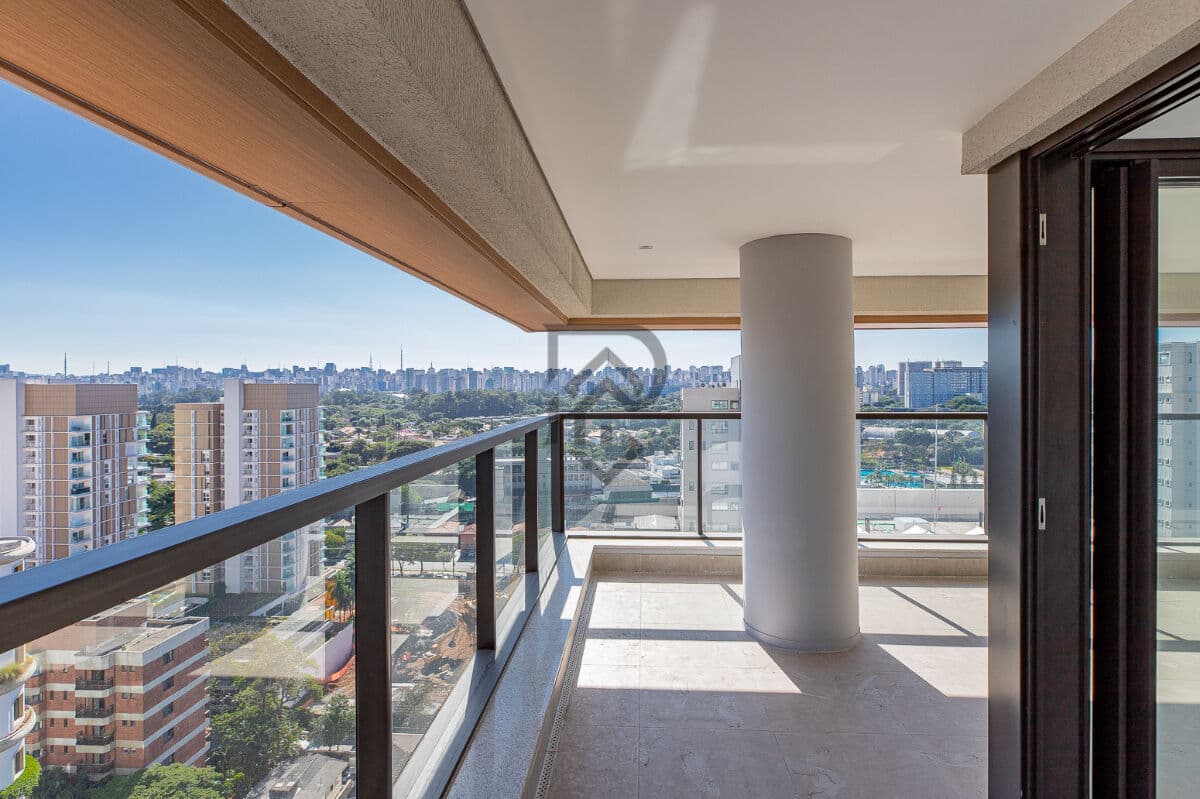 Apartamento 18º andar condomínio Ibirapuera Park