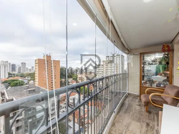 Apartamento proximo metrô santa cruz andar alto