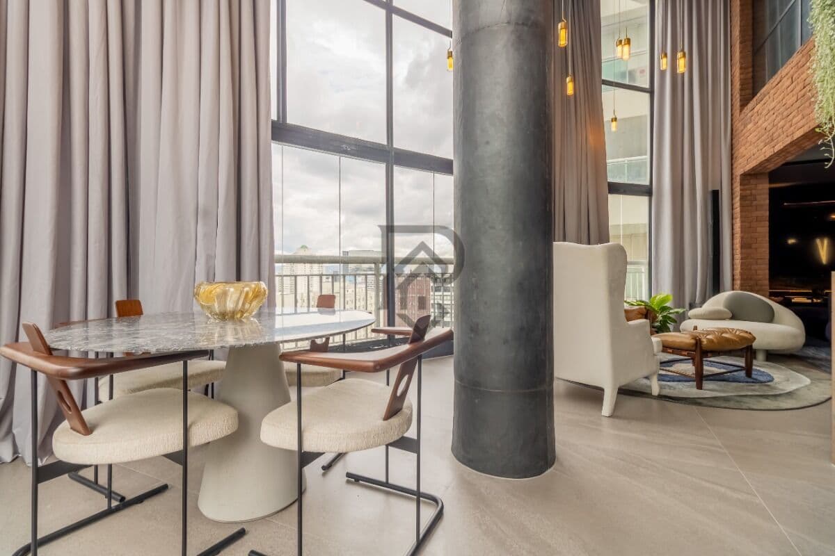 Apartamento duplex Alto Padrão andar alto