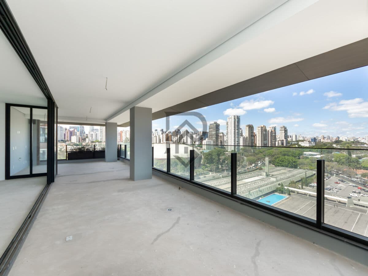 Apartamento Alto Padrão frente parque ibirapuera