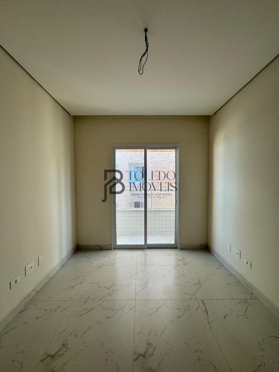 Apartamento om vista mar de 1 Dormitório no bairro Caiçara - Praia Grande