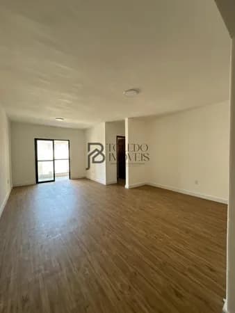 Apartamento 02 dormitórios / 01 suíte / 01 vaga à venda – Tupi, Praia Grande