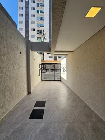 Casa Triplex de 2 dormitórios com suítes no bairro Tupi - Praia Grande
