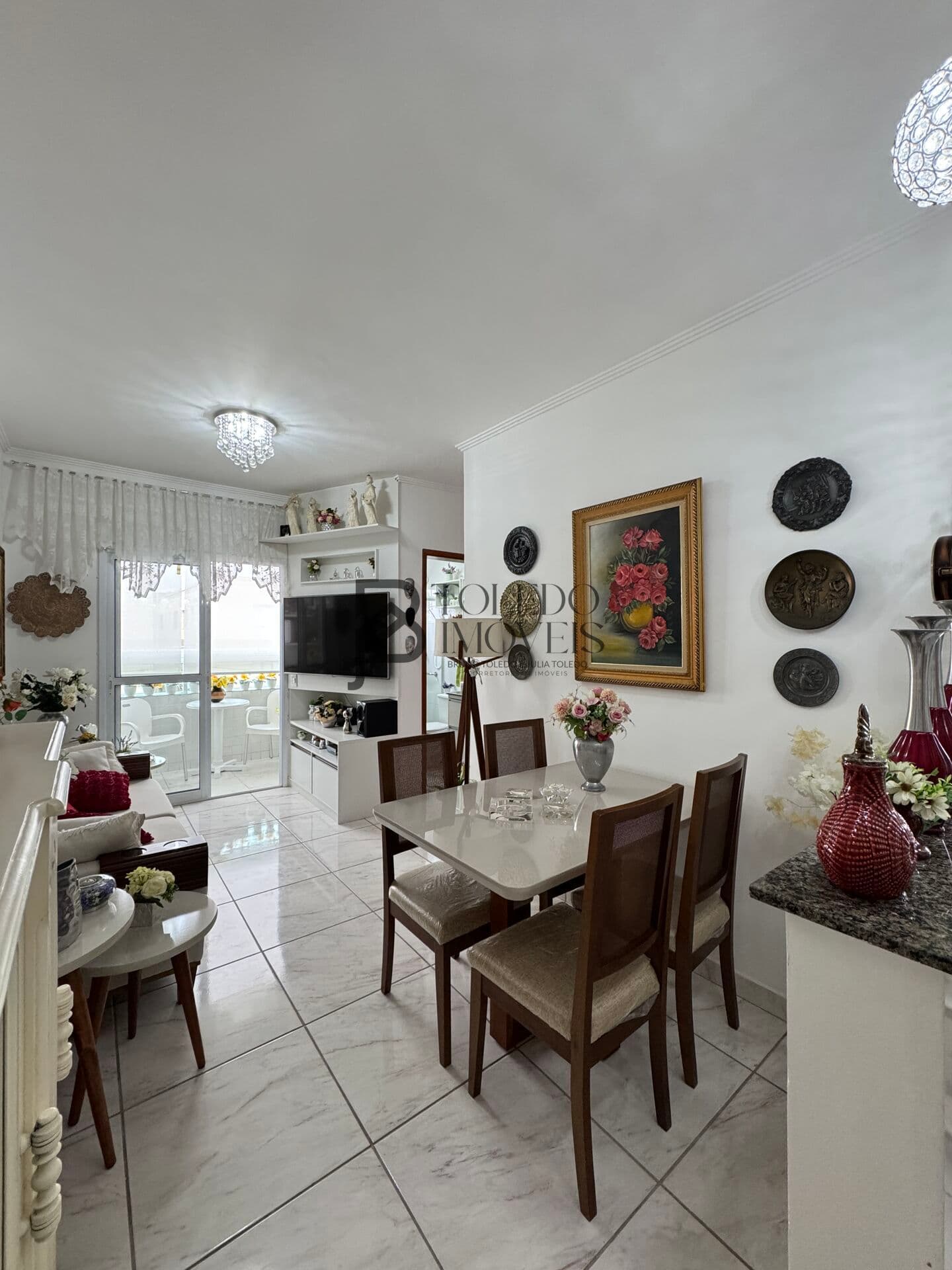 Apart6amento 2 Dormitórios no bairro Ocian - Praia Grande