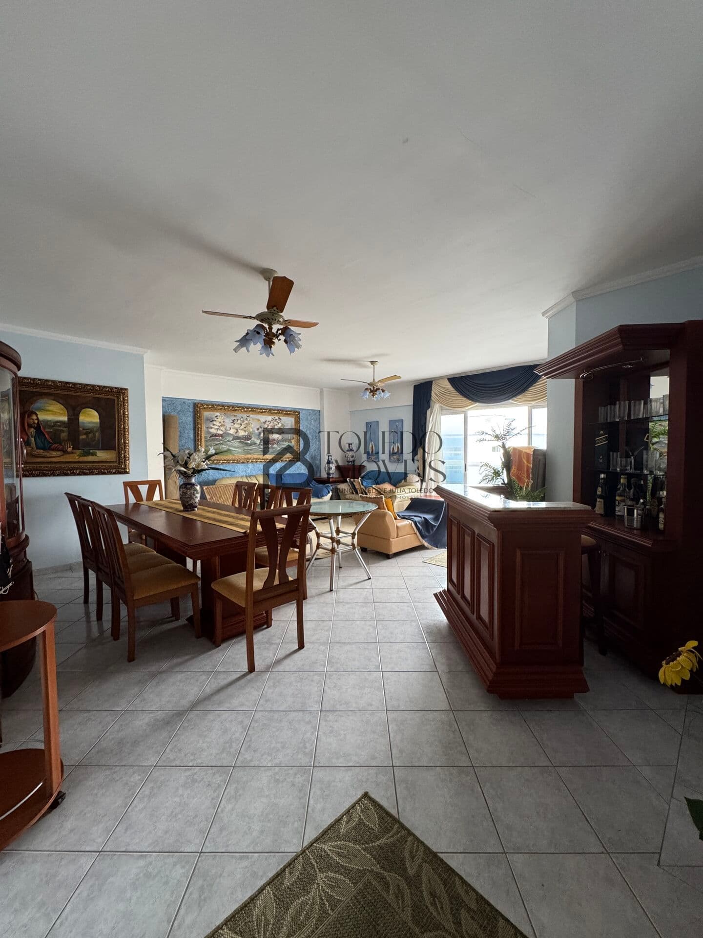Apartamento Vista Mar com 3 Dormitórios com suítes no bairro Ocian - Praia Grande