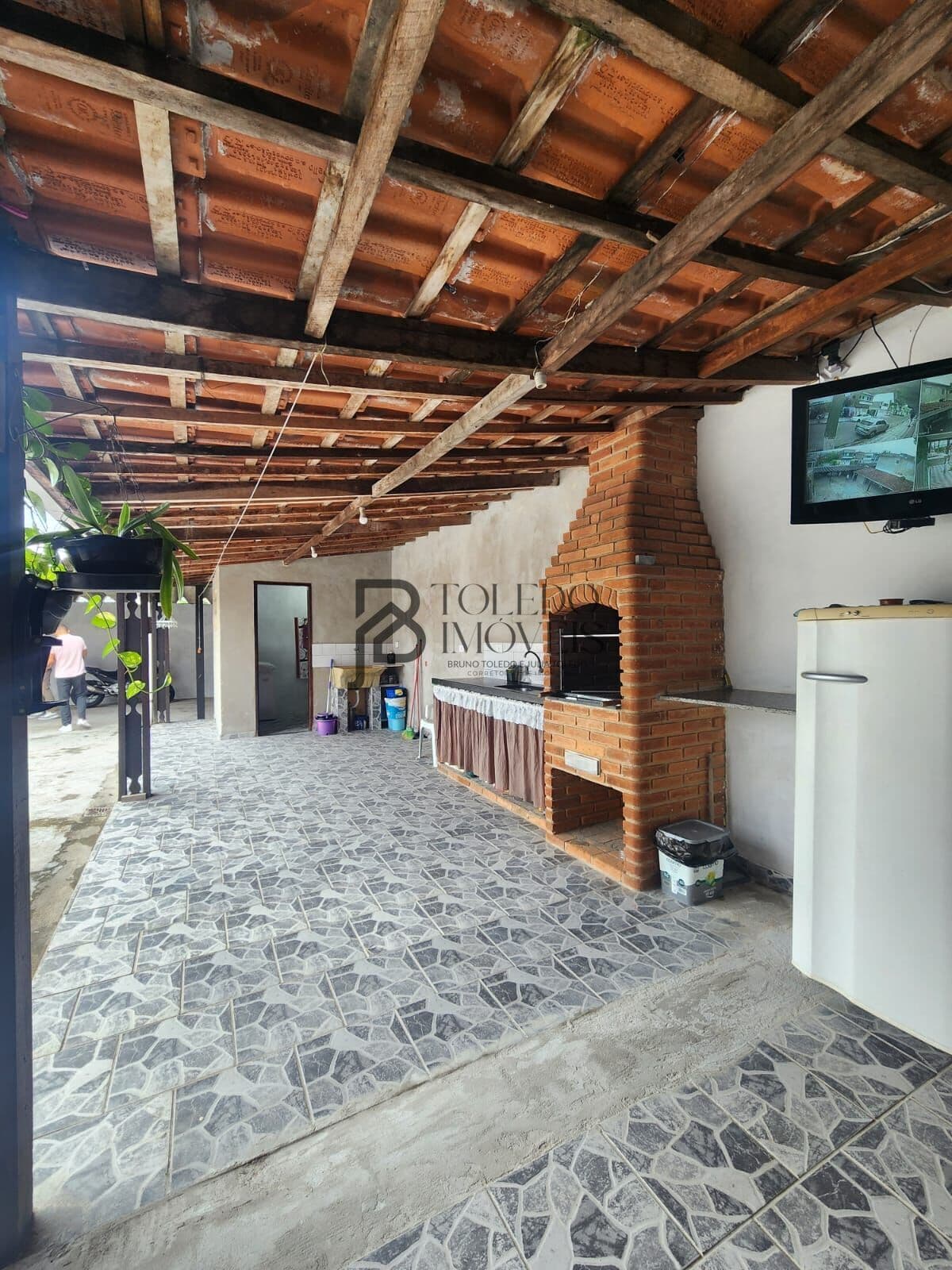 Casa com 3 dormitórios sendo 1 suíte no bairro Quietude - Praia Grande