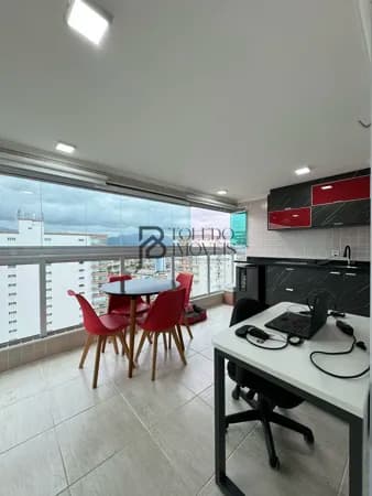 Apartamento amplo com 81m², 02 dormitórios com suite, planejado, sacada gourmet e andar alto