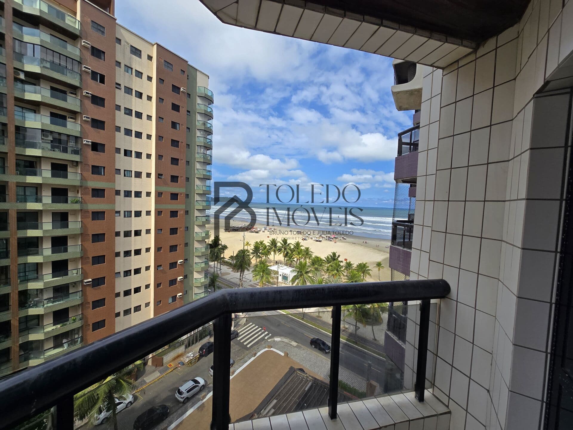 Apartamento Frete mar de 1 Dormitório no bairro Aviação - Praia Grande