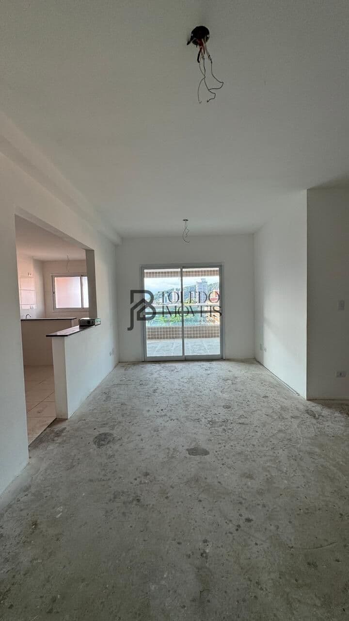 Apartamento de 3 dormitórios com suíte e com laser de clube no bairro Boqueirão - Praia Grande