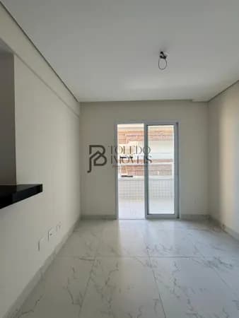 Apartamento de 2 Dormitórios sendo 1 suíte no bairro Caiçara - Praia Grande
