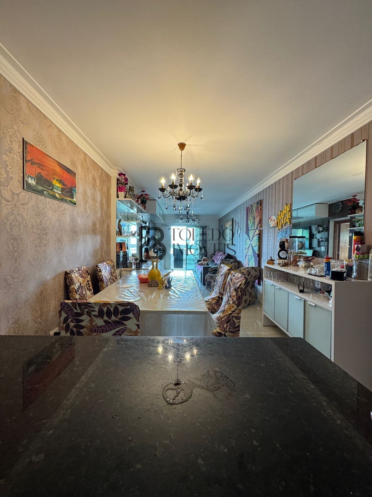 Apartamento de 3 Dormitórios sendo 2 Suítes no Canto do Forte - Praia Grande