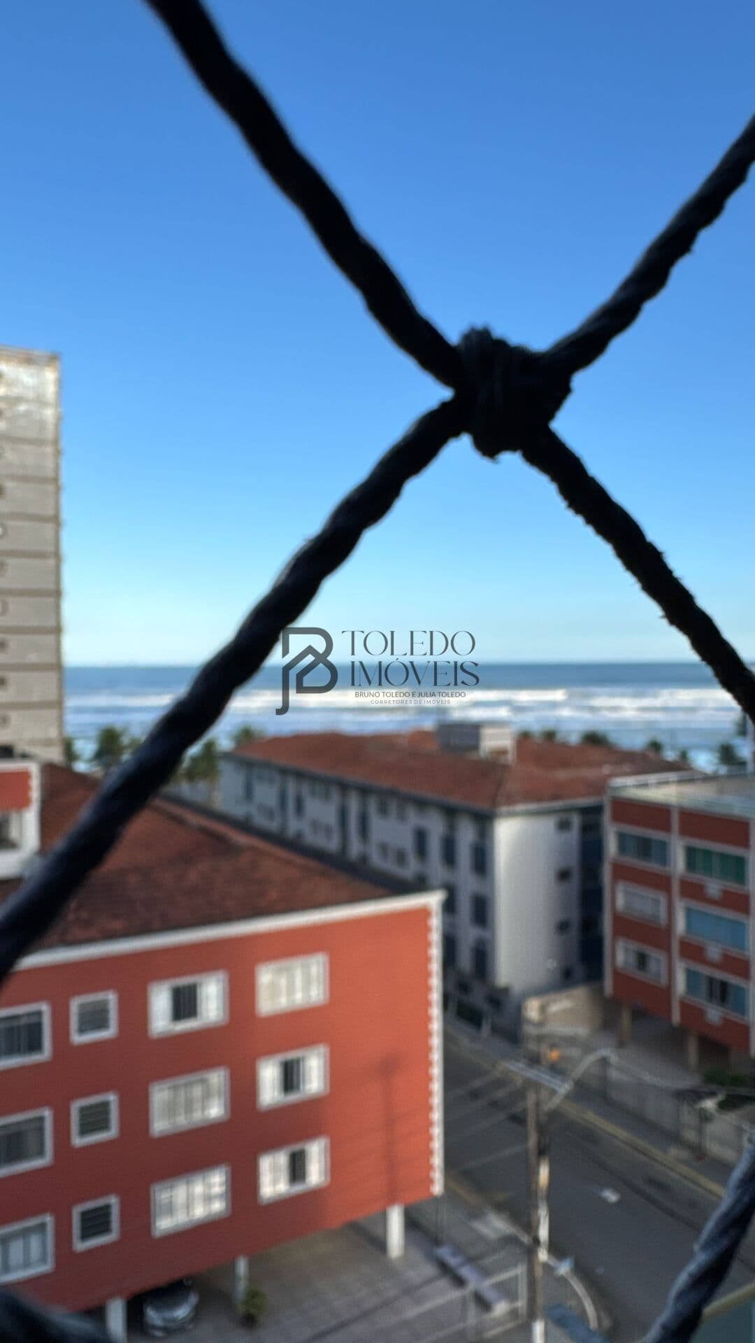APARTAMENTO DE 02 DORMITÓRIOS COM 01 SUÍTE E 01 VAGA À VENDA, VISTA MAR – OCIAN, PRAIA GRANDE