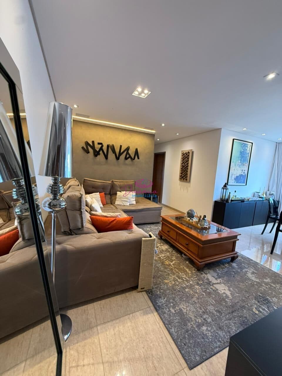 Apartamento á venda, espaçoso com 95m²